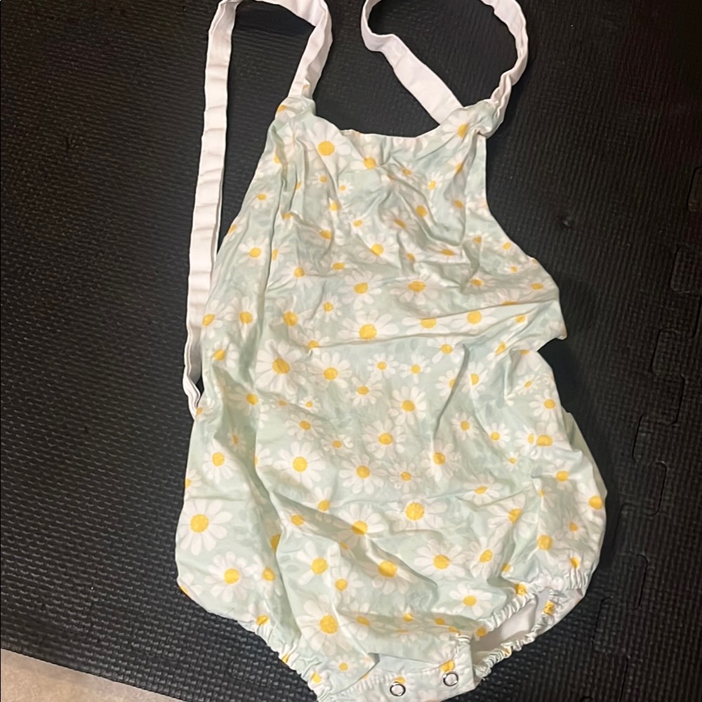Floral Baby Romper with Daisies